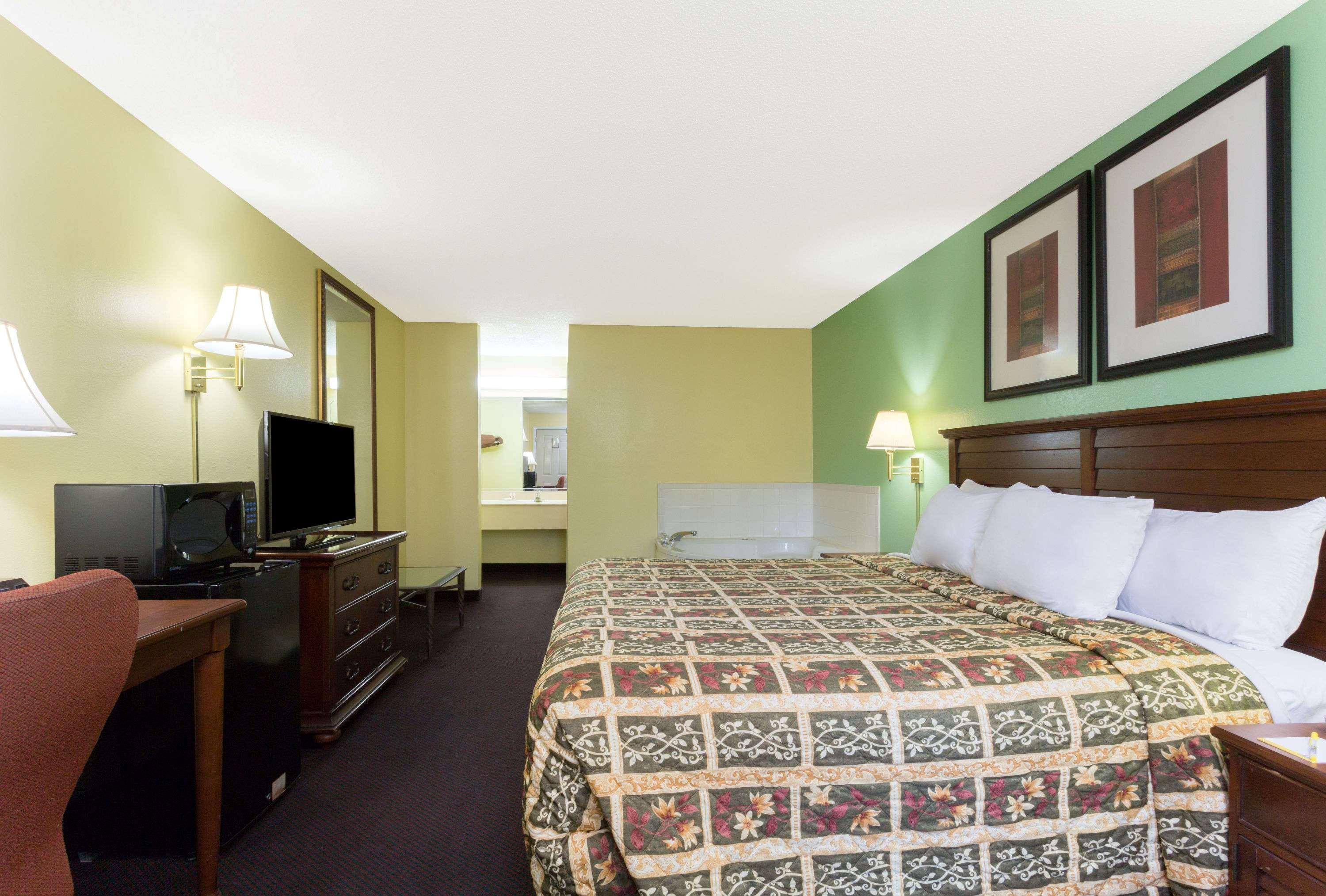 Days Inn Lamont/Monticello Kültér fotó